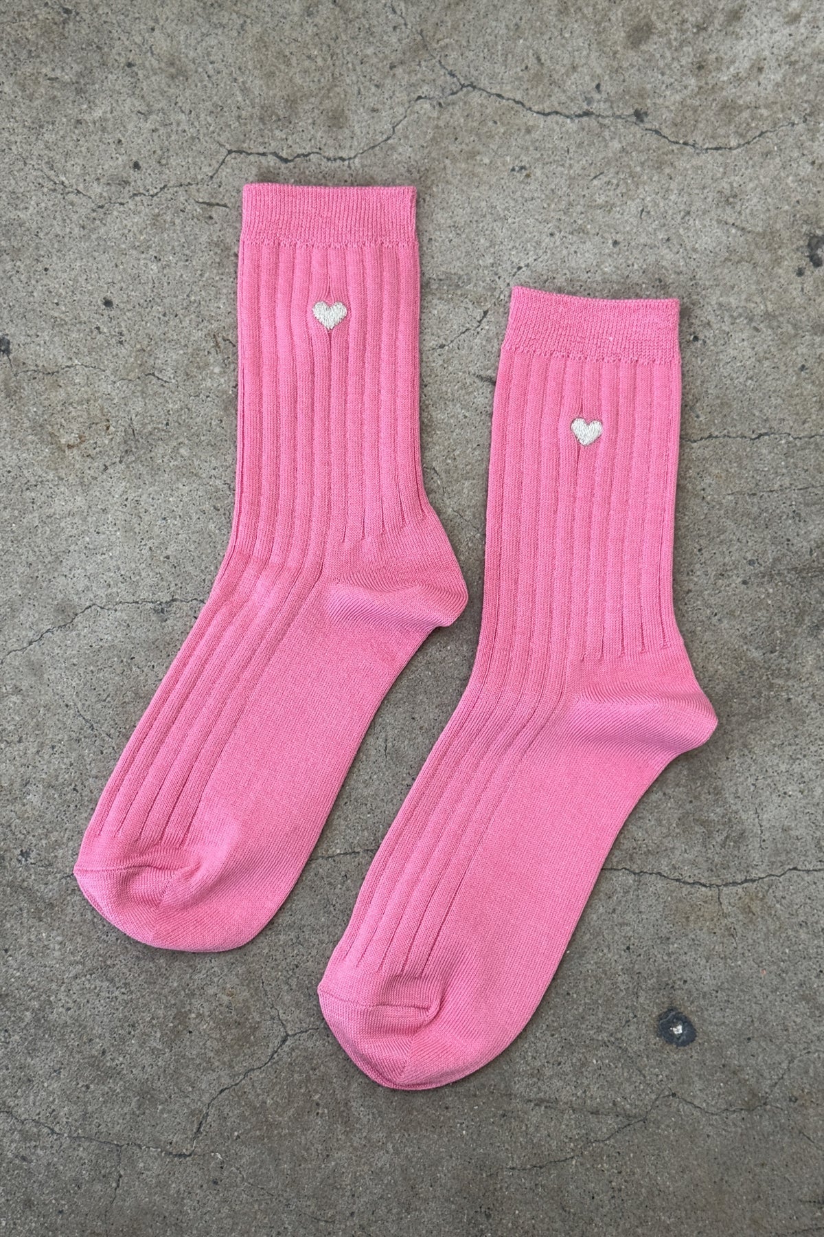 LE BON SHOPPE - Embroidered Her Socks (MC cotton) - PINK WATER + HEART
