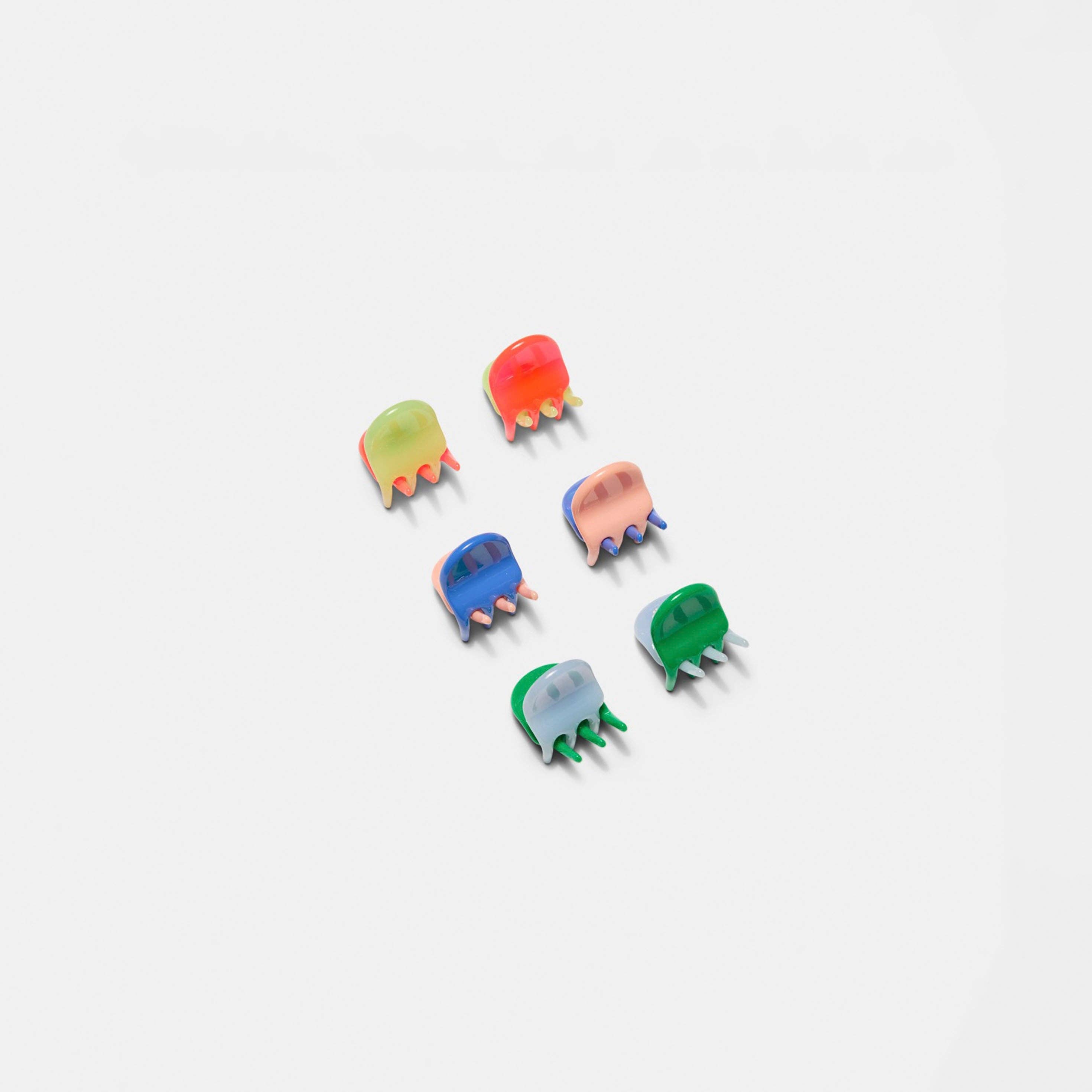 CHUNKS - Micro Claws in Play