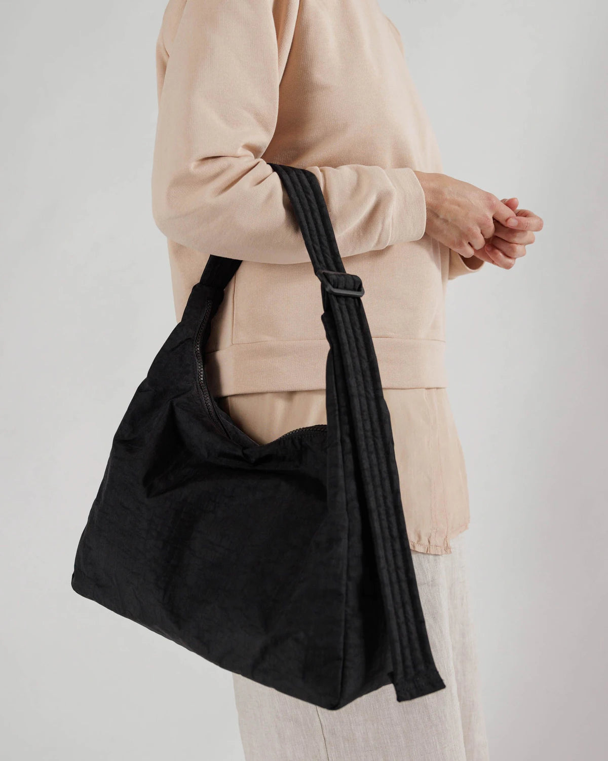 BAGGU - Nylon Shoulder Bag - Black