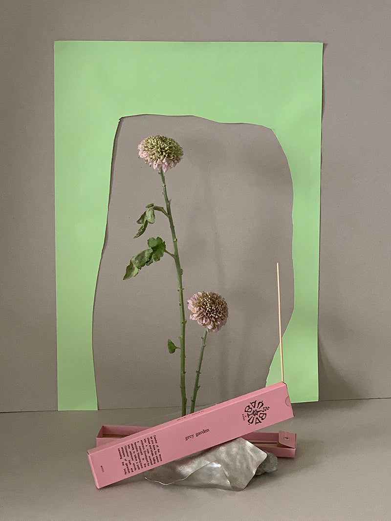 Bau Bau Grey Garden Rose and Sandalwood Incense Sticks