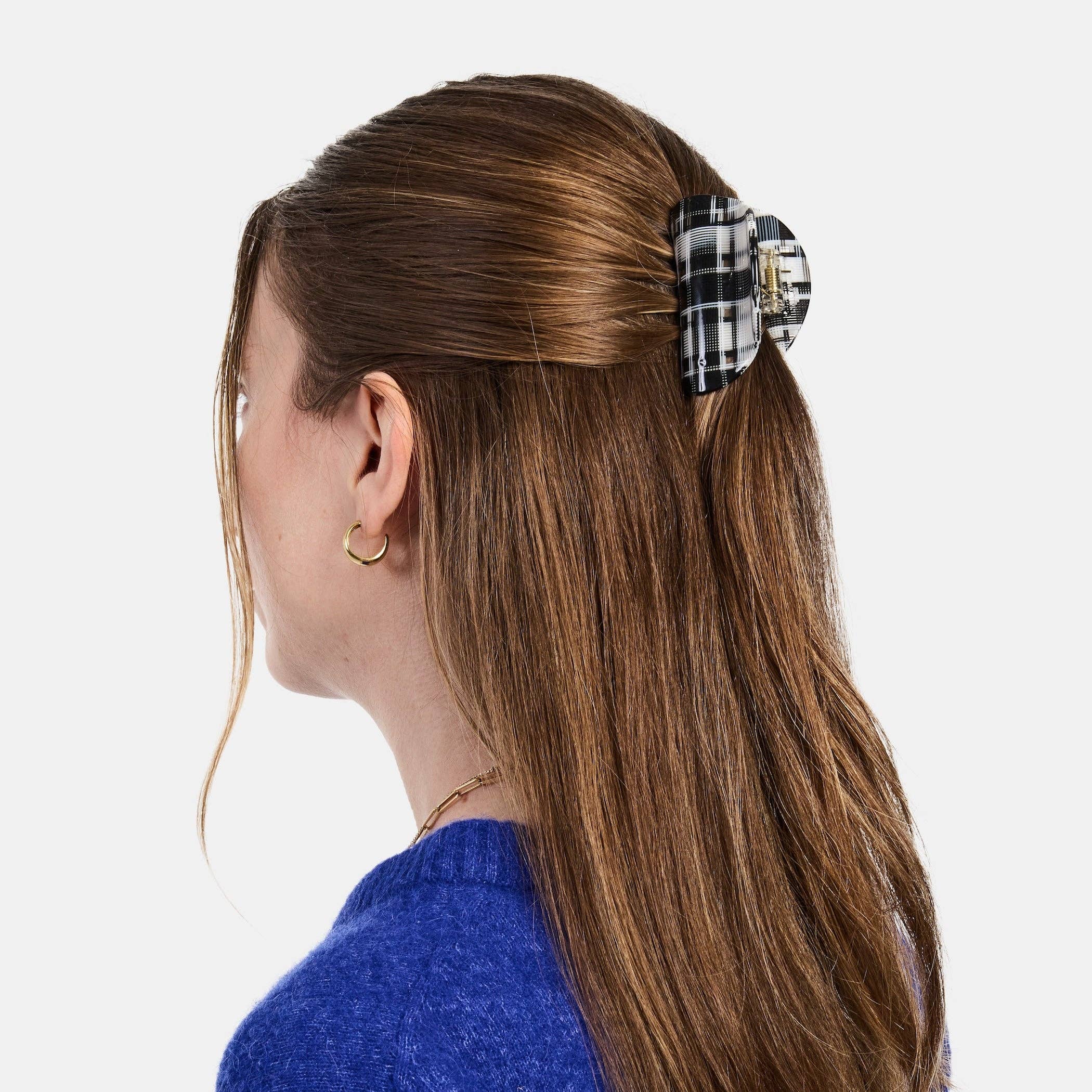 CHUNKS - Juno Claw in Black + White Plaid