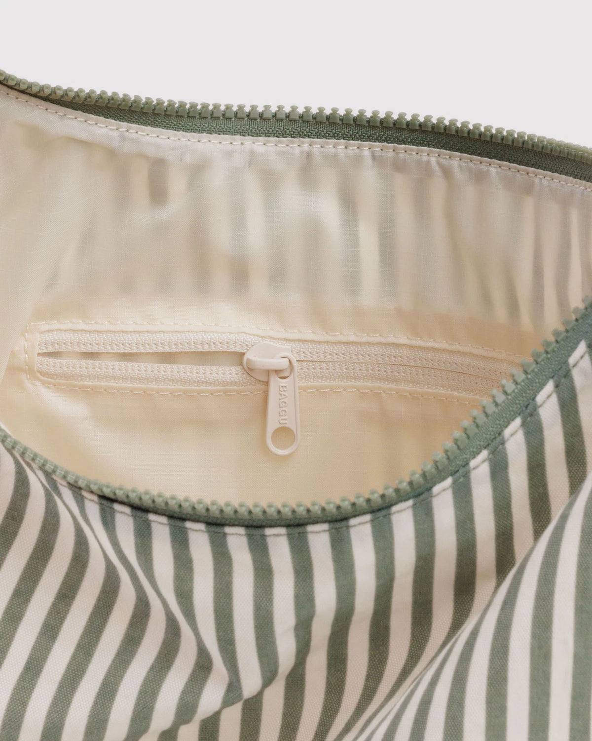 BAGGU - Nylon shoulder bag Sage Stripe