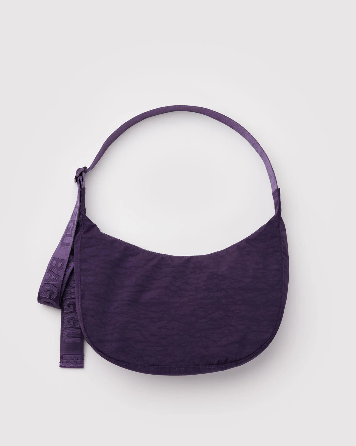 BAGGU - Medium Denim Nylon Crescent Bag - Fig