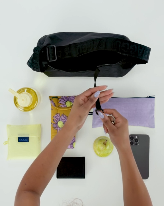 BAGGU - Medium Nylon Crescent Bag - Wisteria