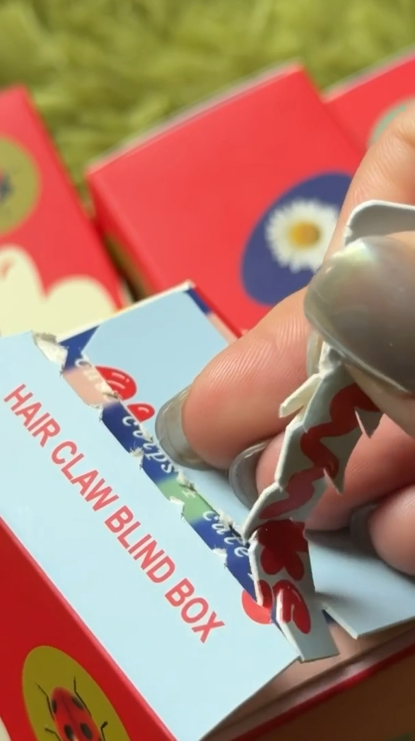 CHUNKS - Suki Claw Blind Box