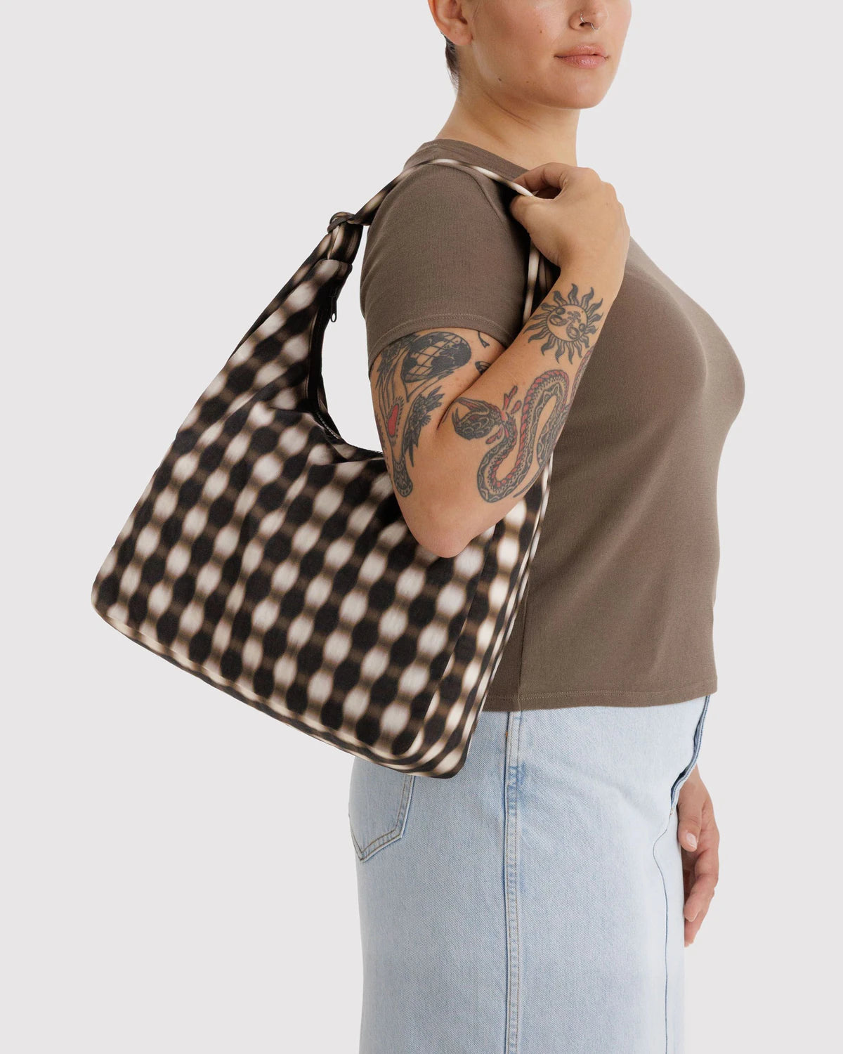BAGGU - Nylon shoulder bag - Blurred Gingham Brown