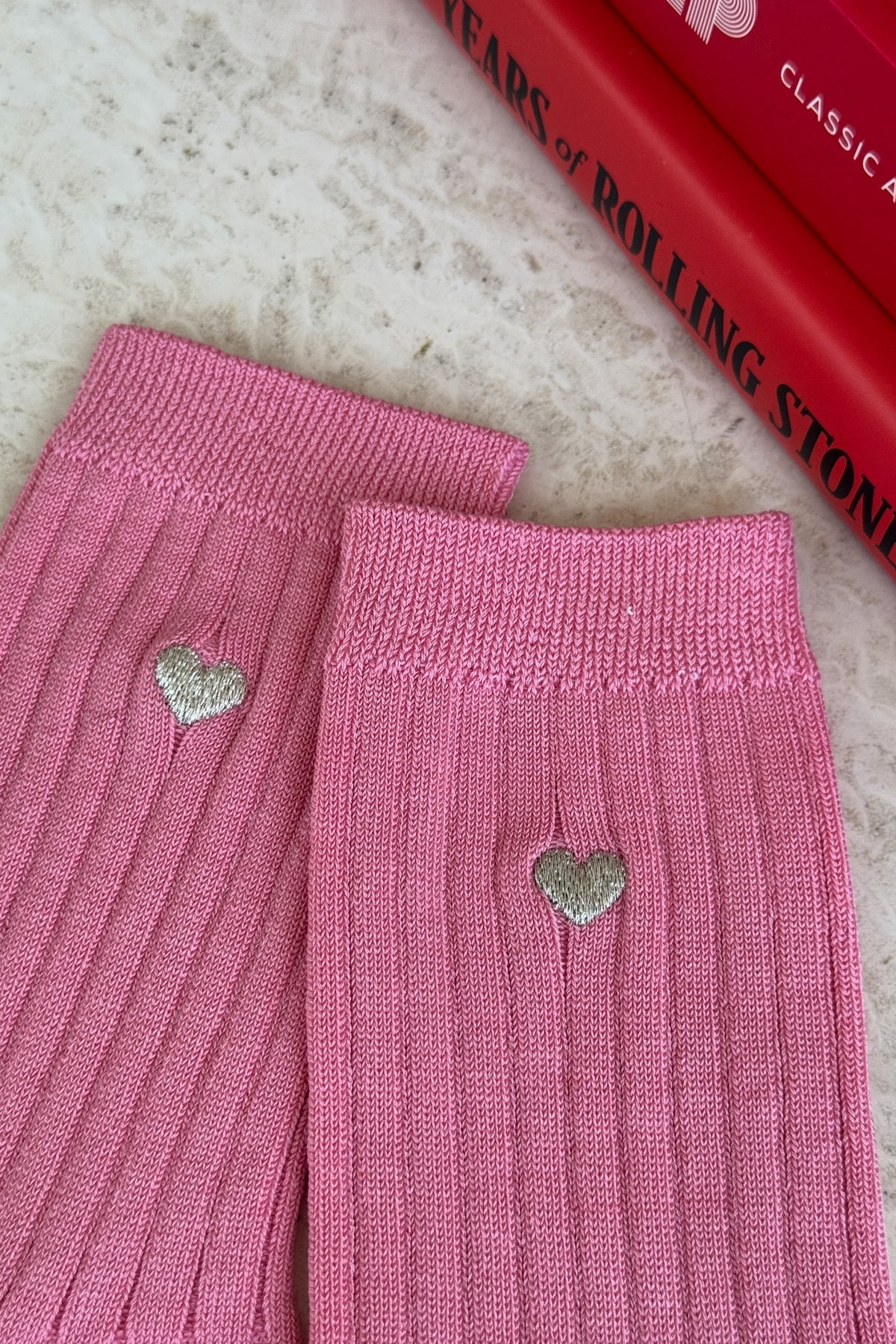 LE BON SHOPPE - Embroidered Her Socks (MC cotton) - PINK WATER + HEART