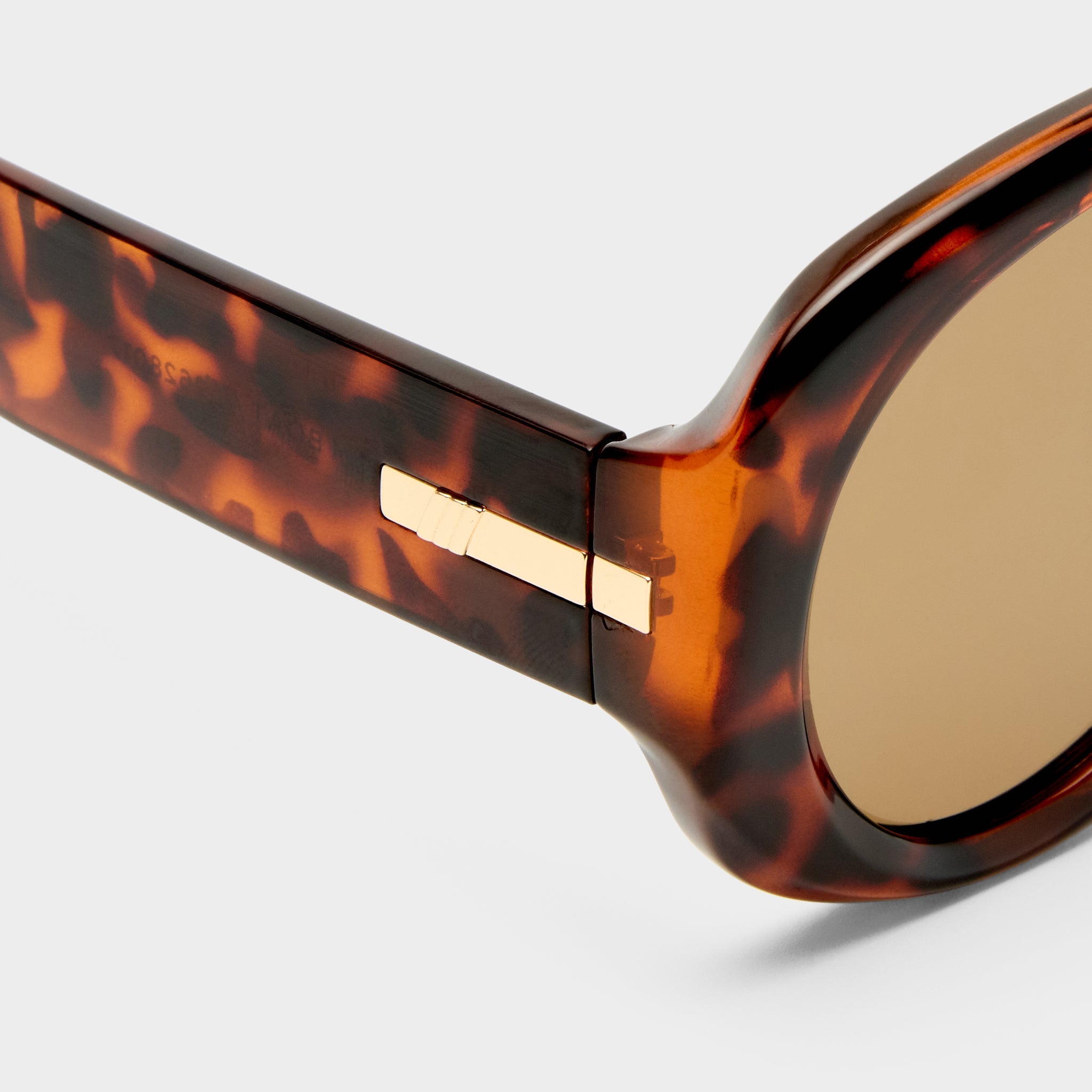 Le Specs Dream Boat Sunglasses Tort Brown Mono