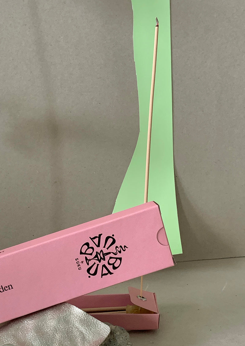 Bau Bau Grey Garden Rose and Sandalwood Incense Sticks