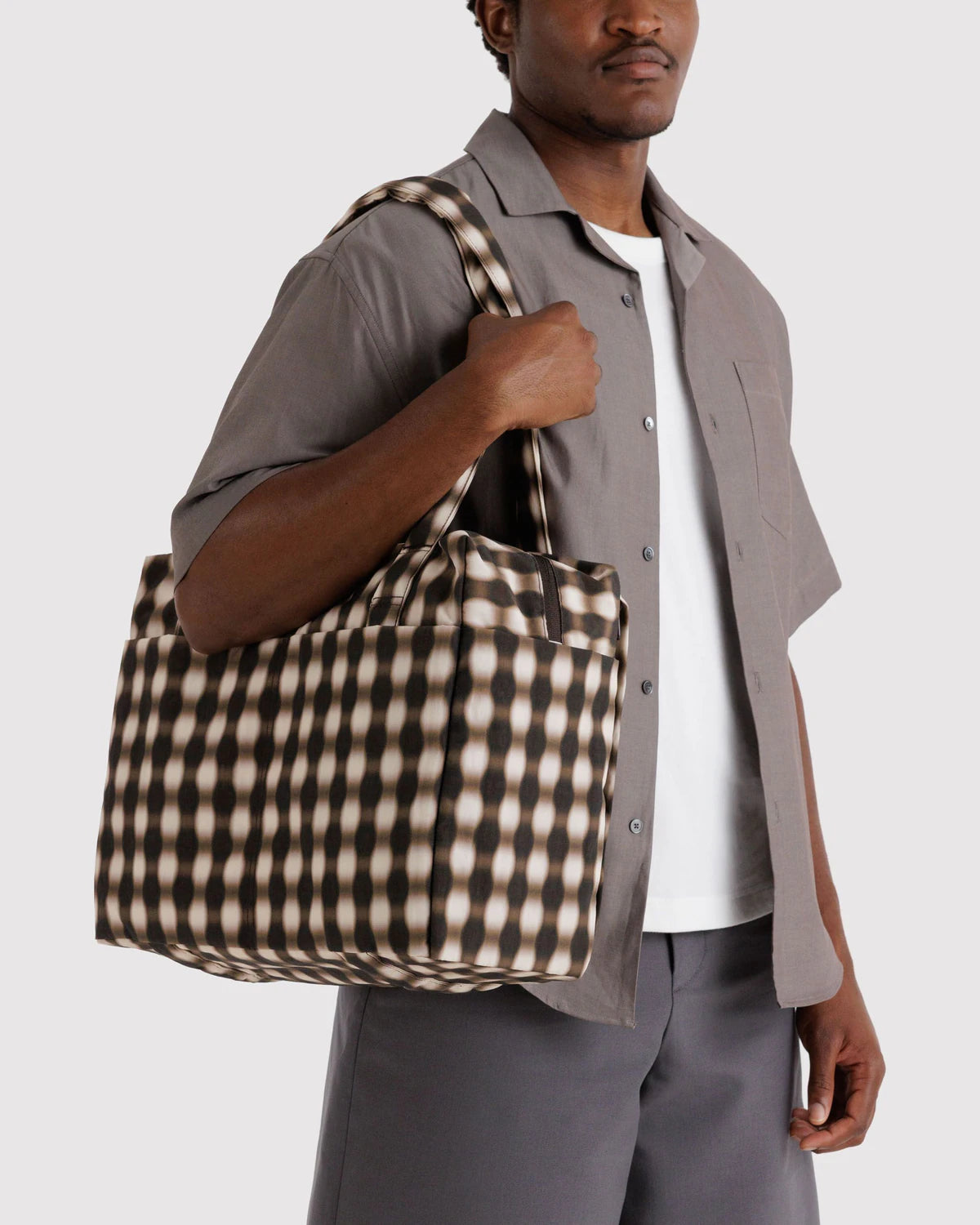 BAGGU - Small Cloud Bag - Blurred Gingham Brown